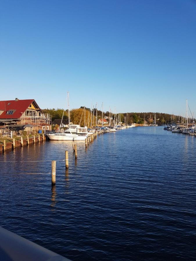 Ferienhaus Am Yachthafen Sellin  Exteriör bild