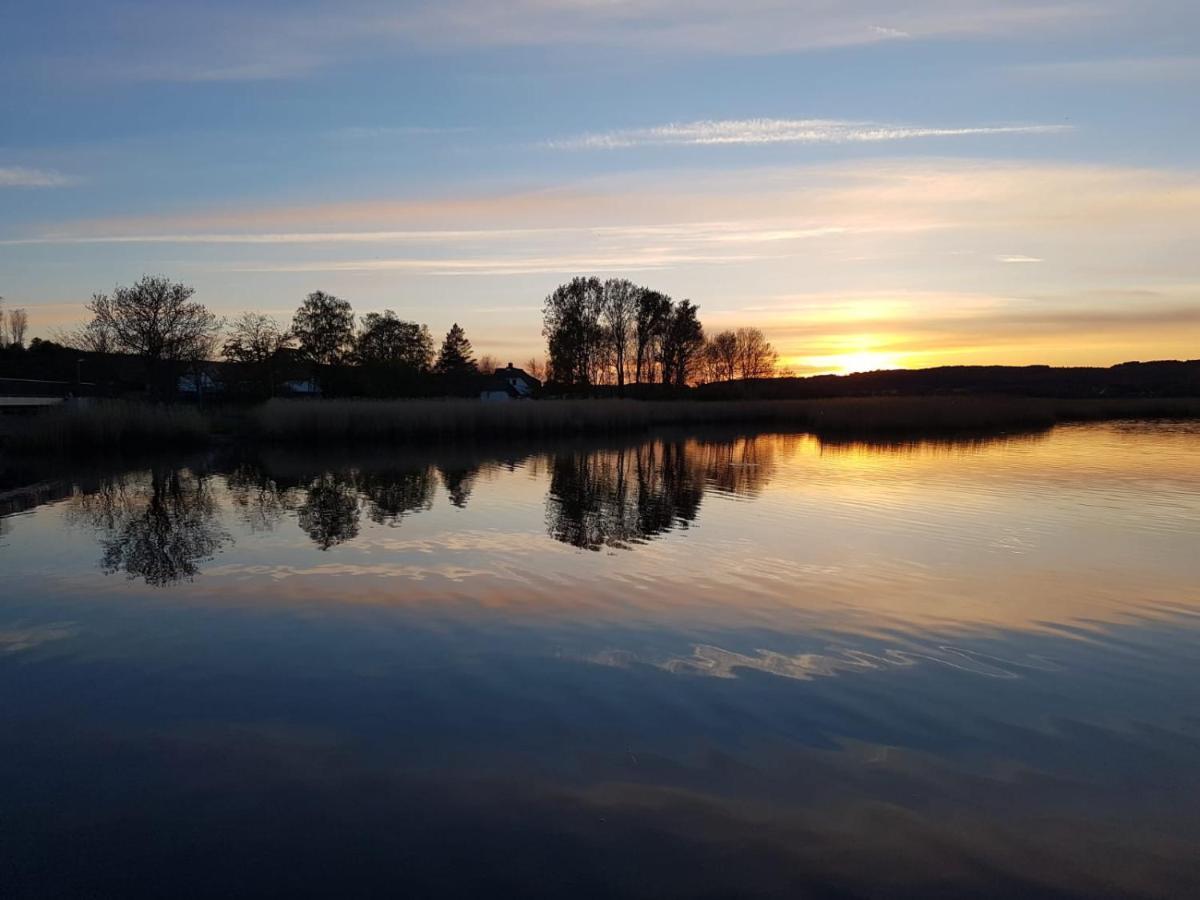 Ferienhaus Am Yachthafen Sellin  Exteriör bild